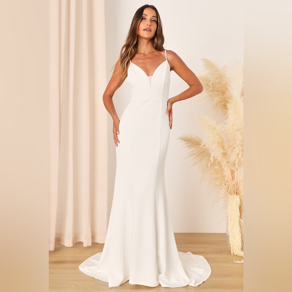 Lulus Size Medium | Confident Romance White Plunge Sleeveless Maxi Dress